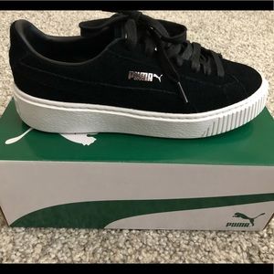 PUMA Suede Platform Black White Sneaker